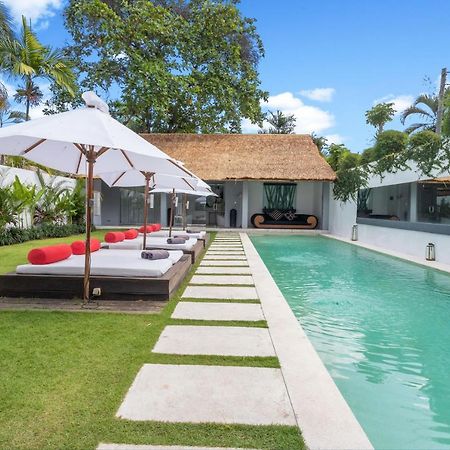 Saga Villas Ultra Seminyak Kültér fotó