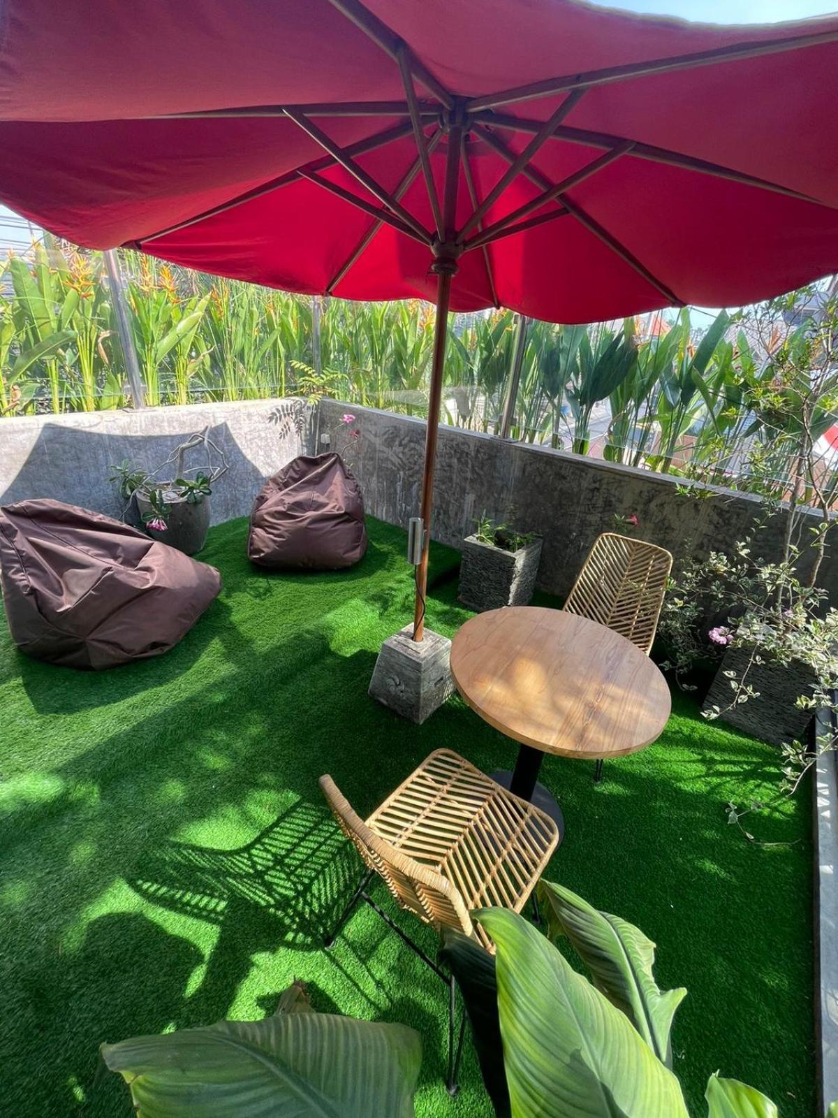 Saga Villas Ultra Seminyak Kültér fotó